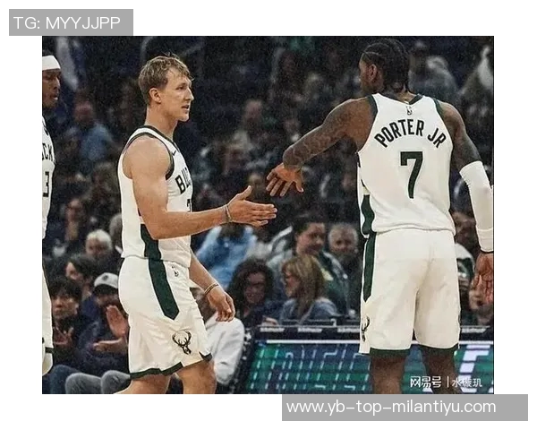 神射手AJ格林三分球全中展现超强实力助球队赢得胜利 神射手AJ格林三分球全中展现超强实力助球队赢得胜利